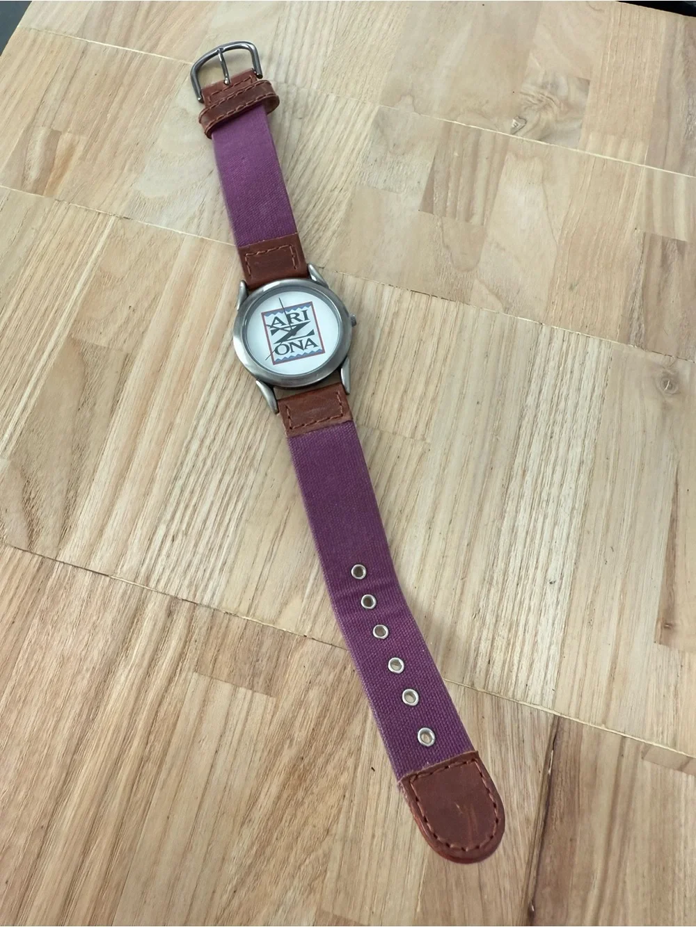 Vintage Arizona ladies southwestern style purple strap watch NEW BATTERY